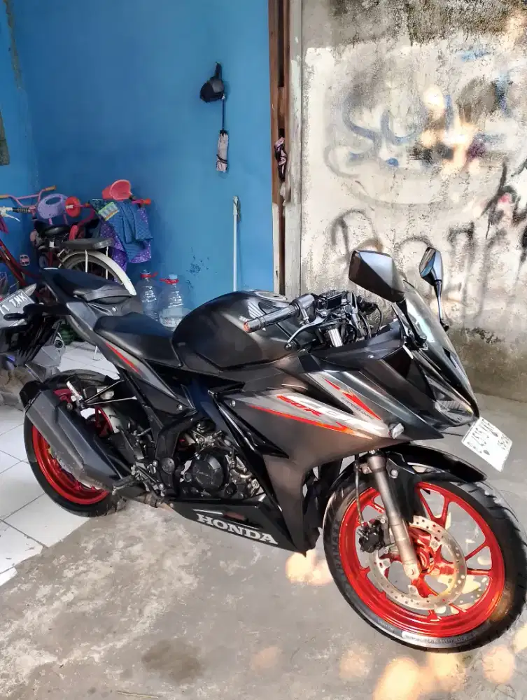 CBR 150r 2018 Bekasi kota
