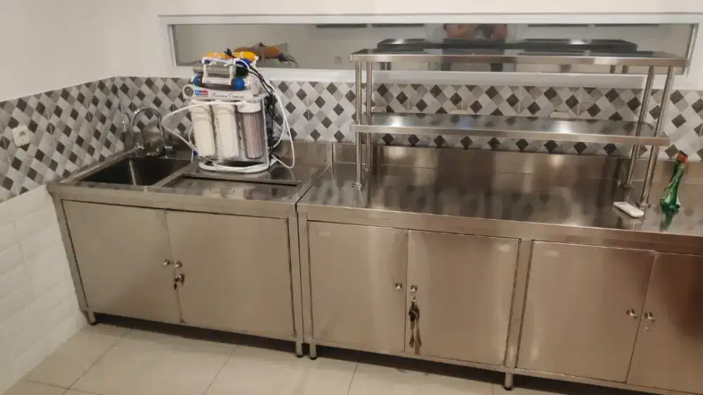 Dijual meja stainless dan tempat cuci bekas