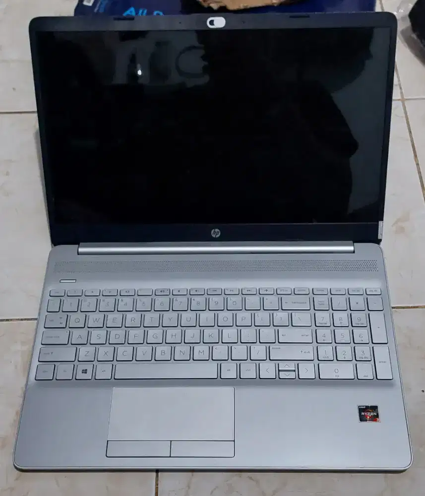 Laptop HP 15-gw0023od Ryzen 3 HDD 1Tera