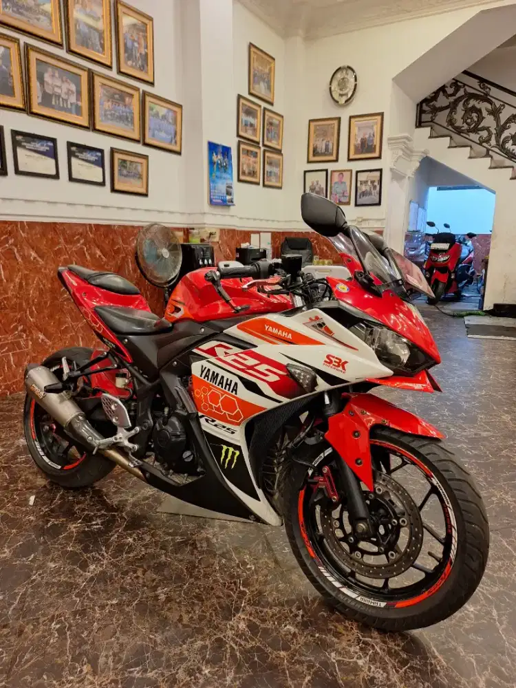 Hub ima R25 2014 dijual bajong Cash only . Full Paper , pajak OFF