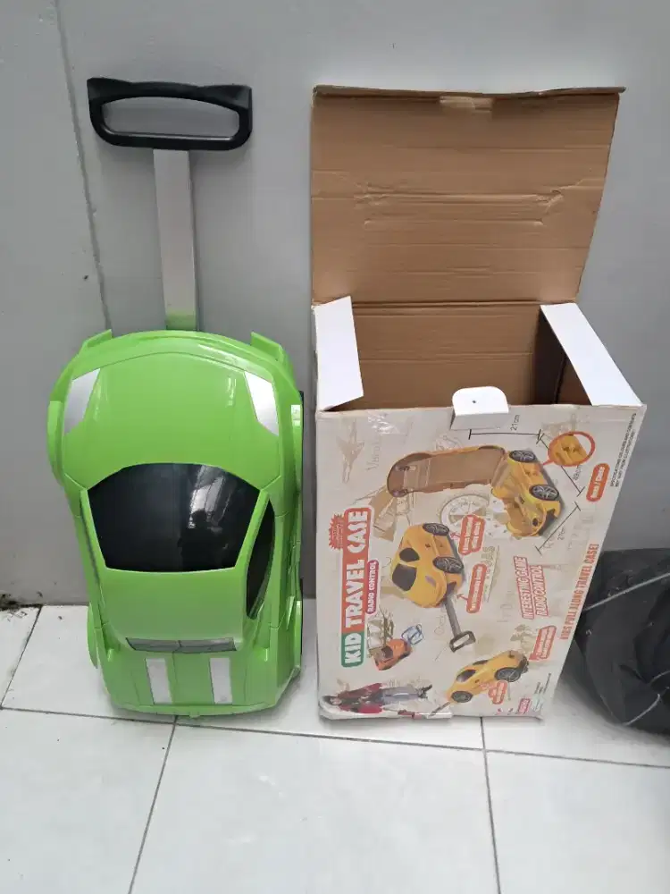 Koper anak mobil