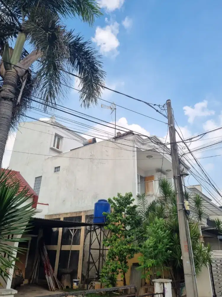 Rumah Mewah Retro Modern Puri Gading