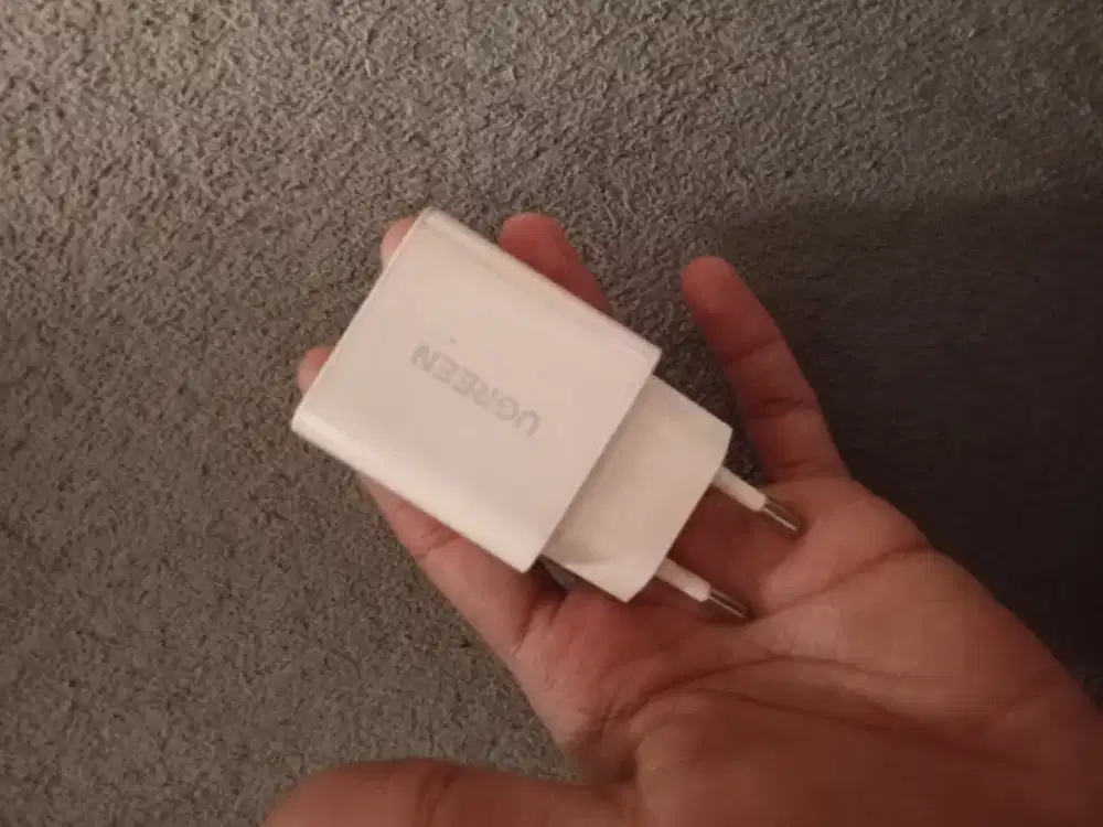 charger ugreen iPhone