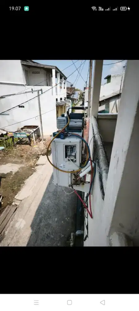 Jasa servis AC kulkas mesin cuci kompa air jasa