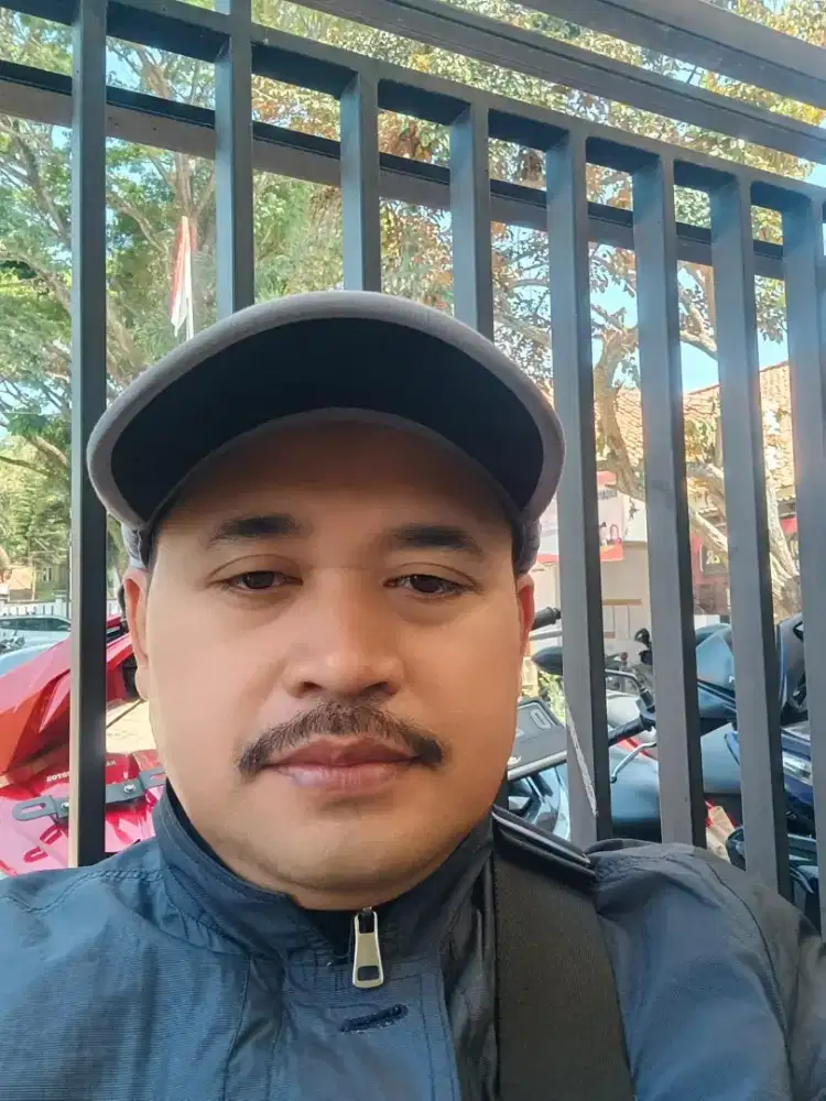 Loker drever pibadi