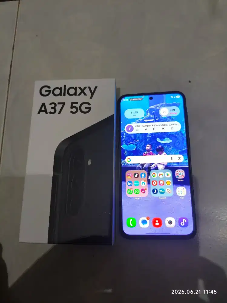 Samsung a37 8/256 baru sehari