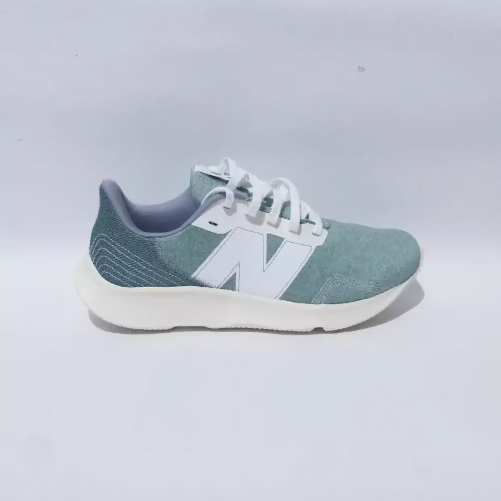 Sepatu New Balance