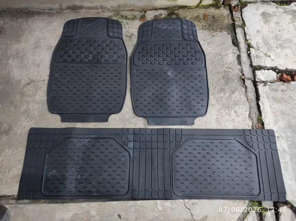 Karpet Mobil Universal