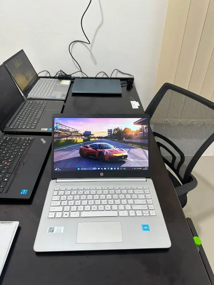 LAPTOP HP 14S SECOND LIKE NEW