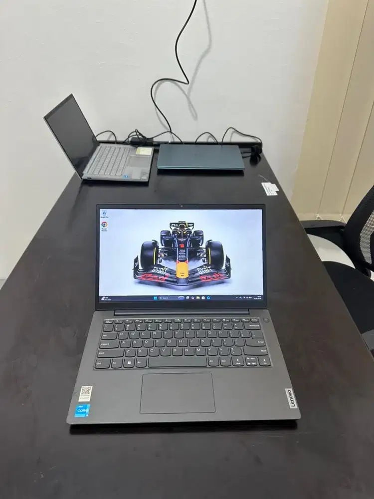 LAPTOP LENOVO V14 G2 ITL