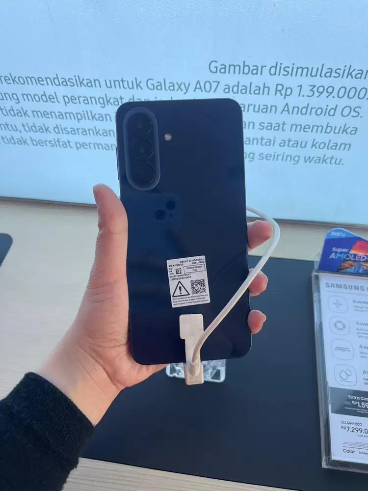 Samsung A57 8/256 free buds core