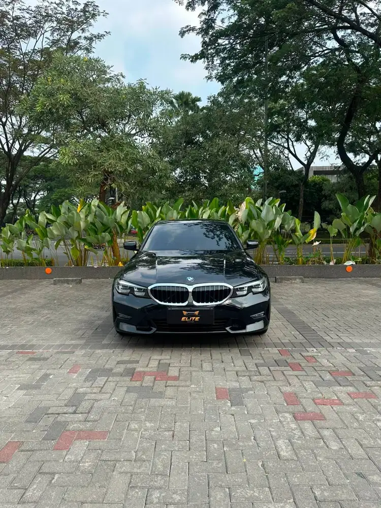 BMW 320i Sport Dynamic G20 2021 Odo 19Rb BSi Service Record