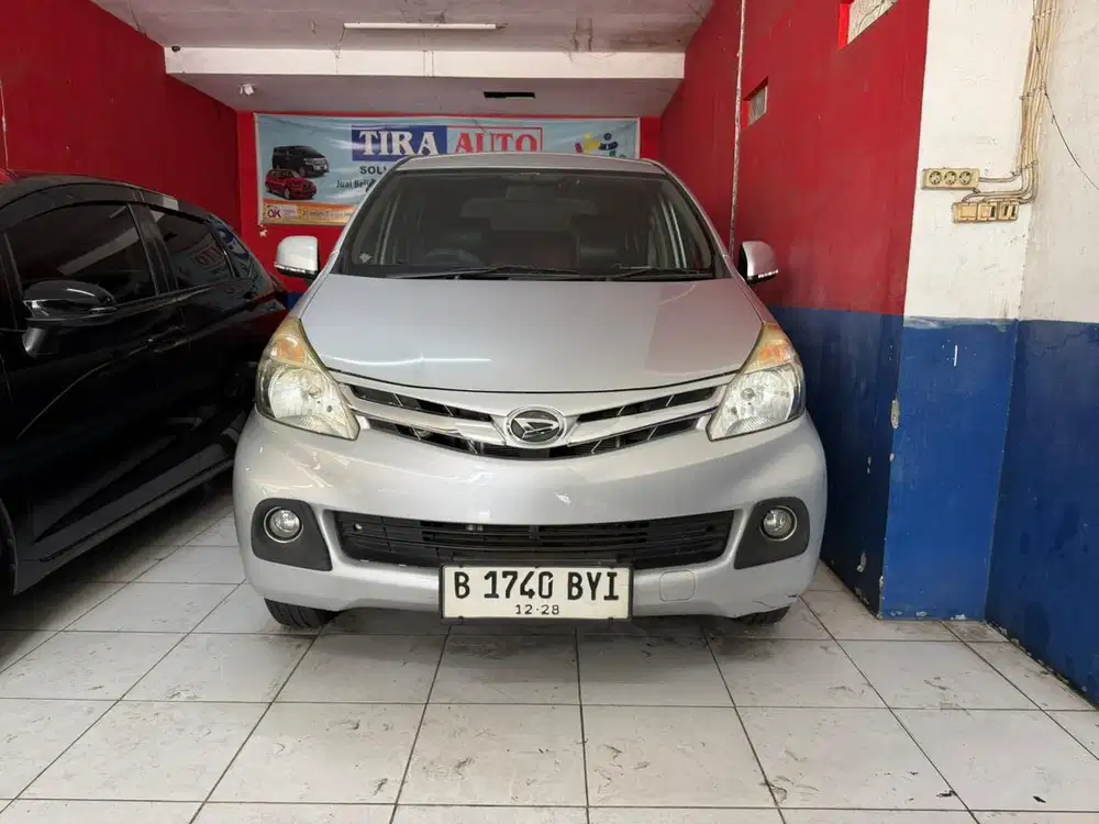 Daihatsu Xenia 1.3 R MT Manual 2013 Silver kondisi antik memuaskan
