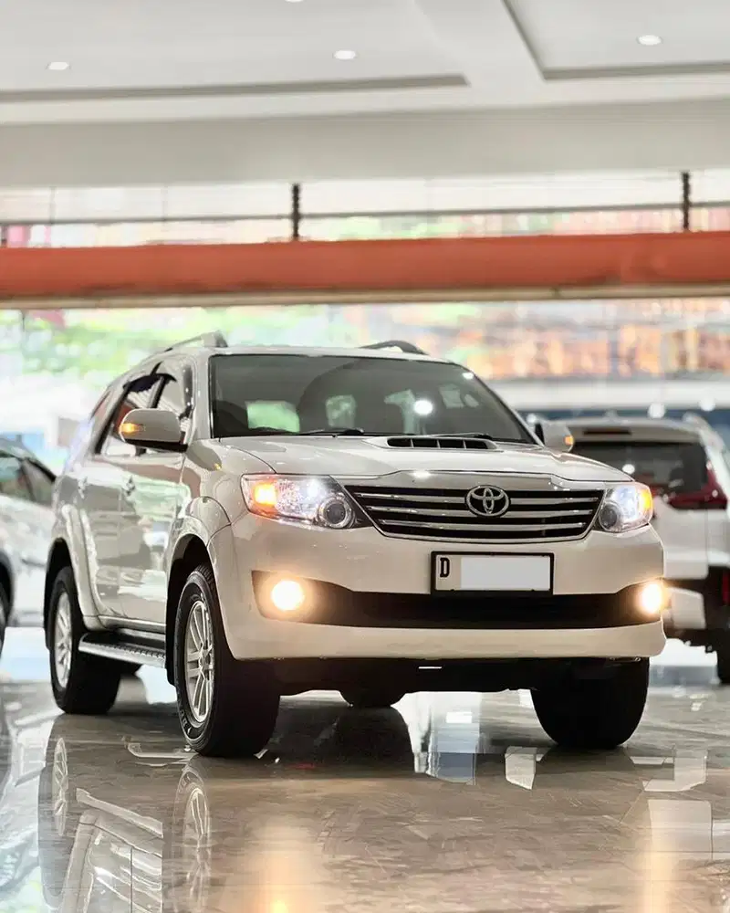 Fortuner G VNT Turbo Diesel A/T 2013