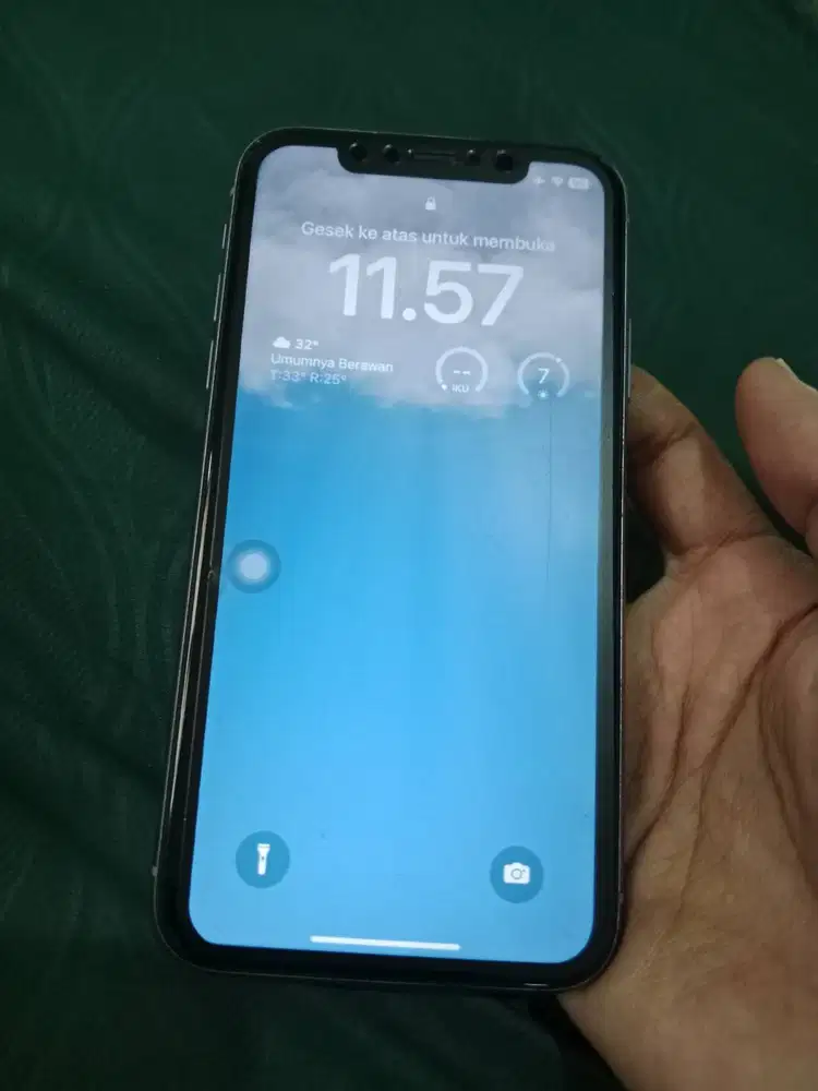 Iphone 11  64 gb
