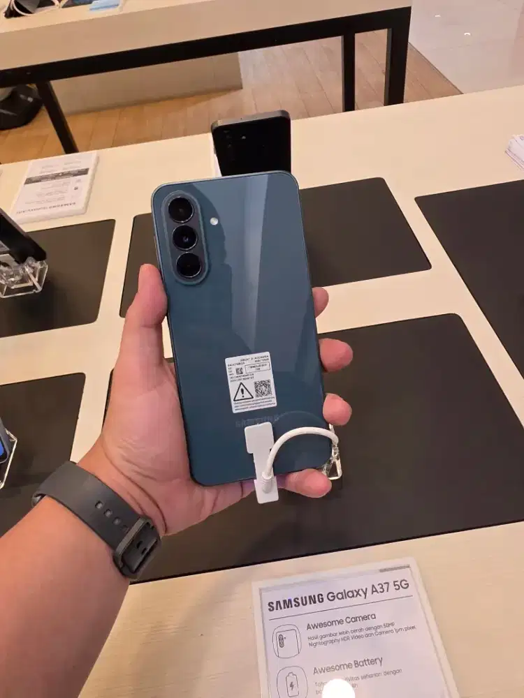 Samsung Galaxy A37
