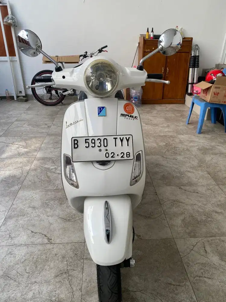 DIJUAL VESPA MATIC LX 3V 150
