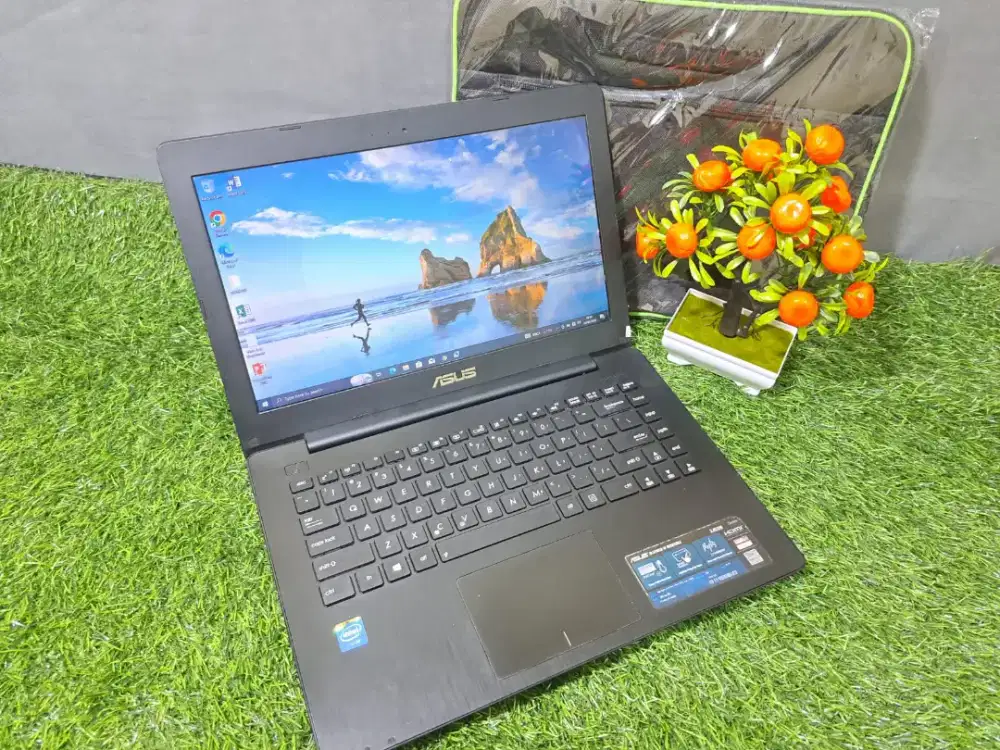 Jual laptop 1 JT aja Asus X453 slim siap pakai