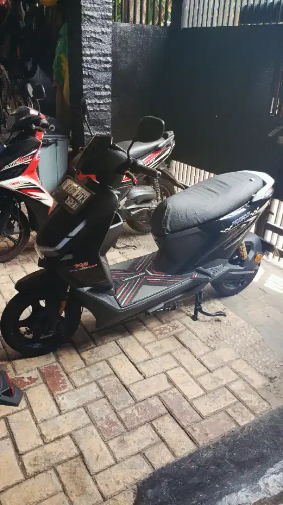 Sepeda listrik uwinfly D66B