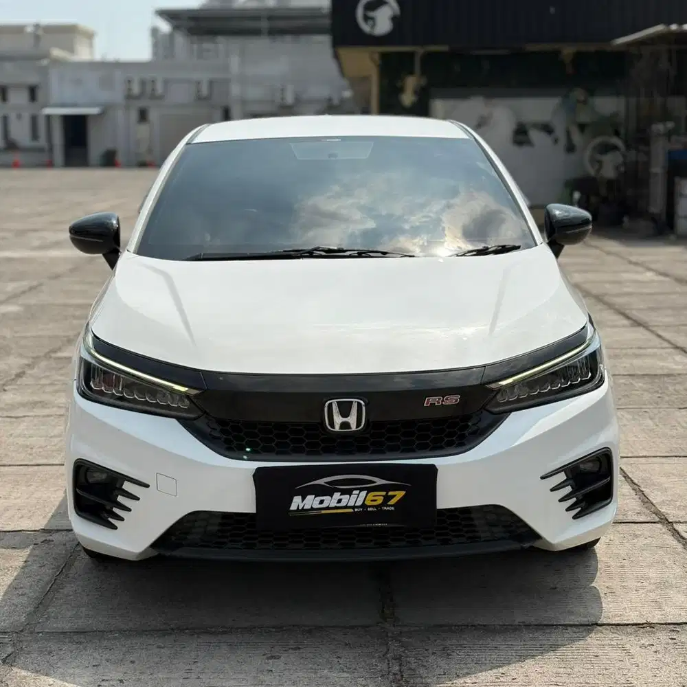 HONDA CITY RS HATCHBACK 2022 KM LOW!!!