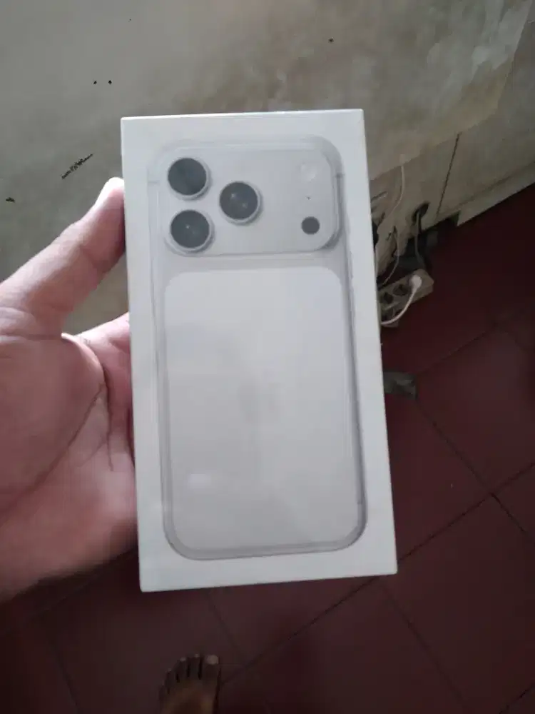New iphone 17 pro 256 silver ibox garansi resmi 1 tahun ibox