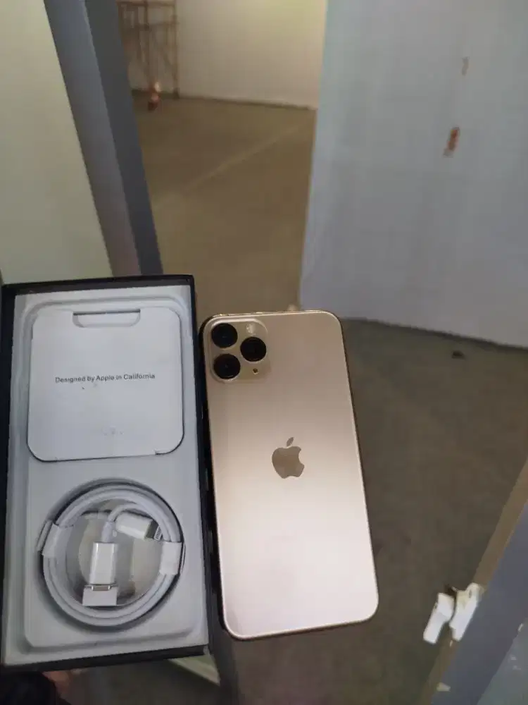 iPhone 11 pro 256gb sangat sepecial murni