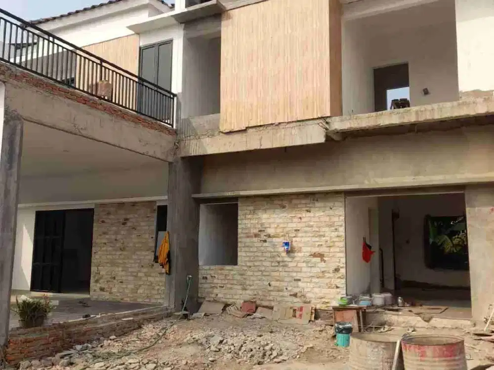 Hunian mewah dinding ful batamerah lokasi dekat stasiun LRT Jatibening unit ready stok