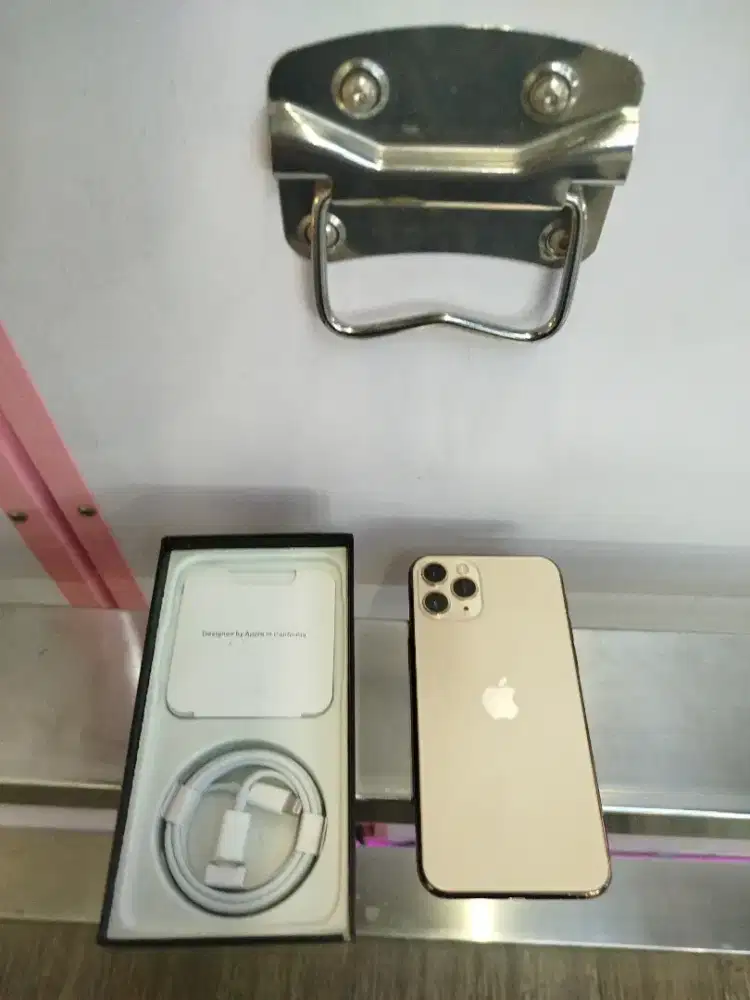 iPhone 11 pro 256gb sangat murmer