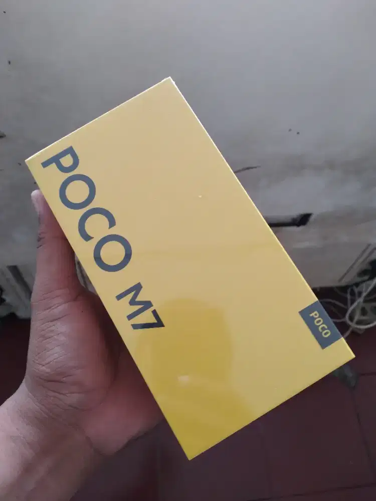 New poco m7 ram8/256 garnsi resmi 1 tahun