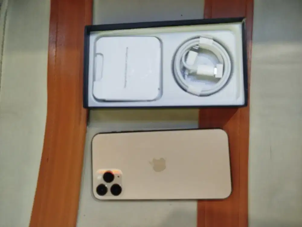iPhone 11 pro 256gb nomer satu