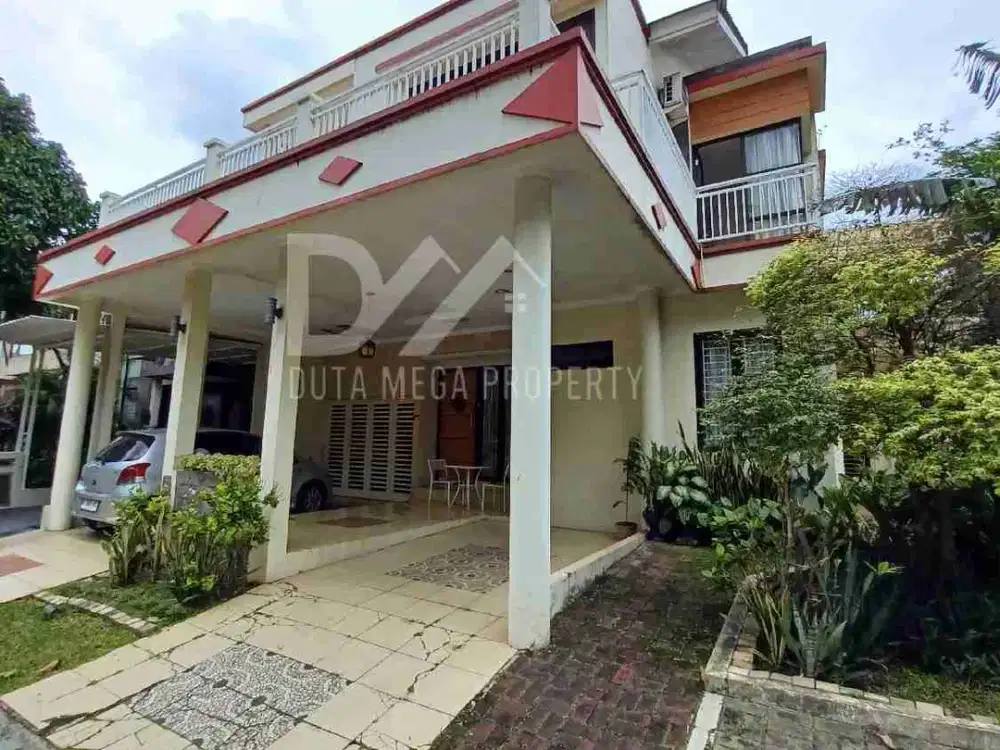 Dijual Rumah Samping Taman Di Discovery Residence Bintaro Lokasi Strategis Siap Huni