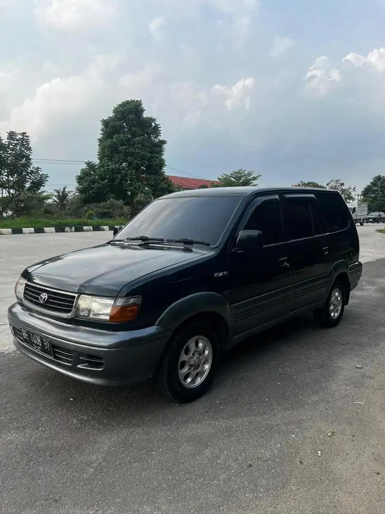 Kijang krista 1.8 bensin manual