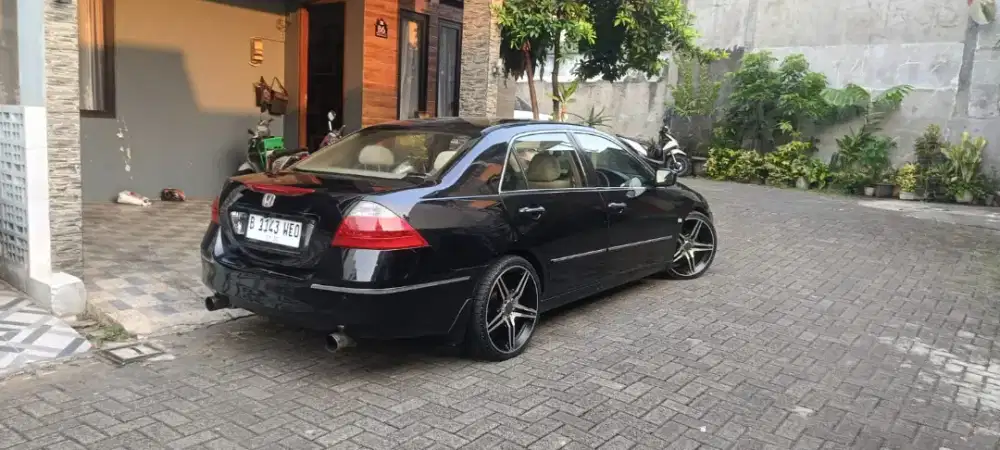 Honda Accord 2006 CM5 facelift langka