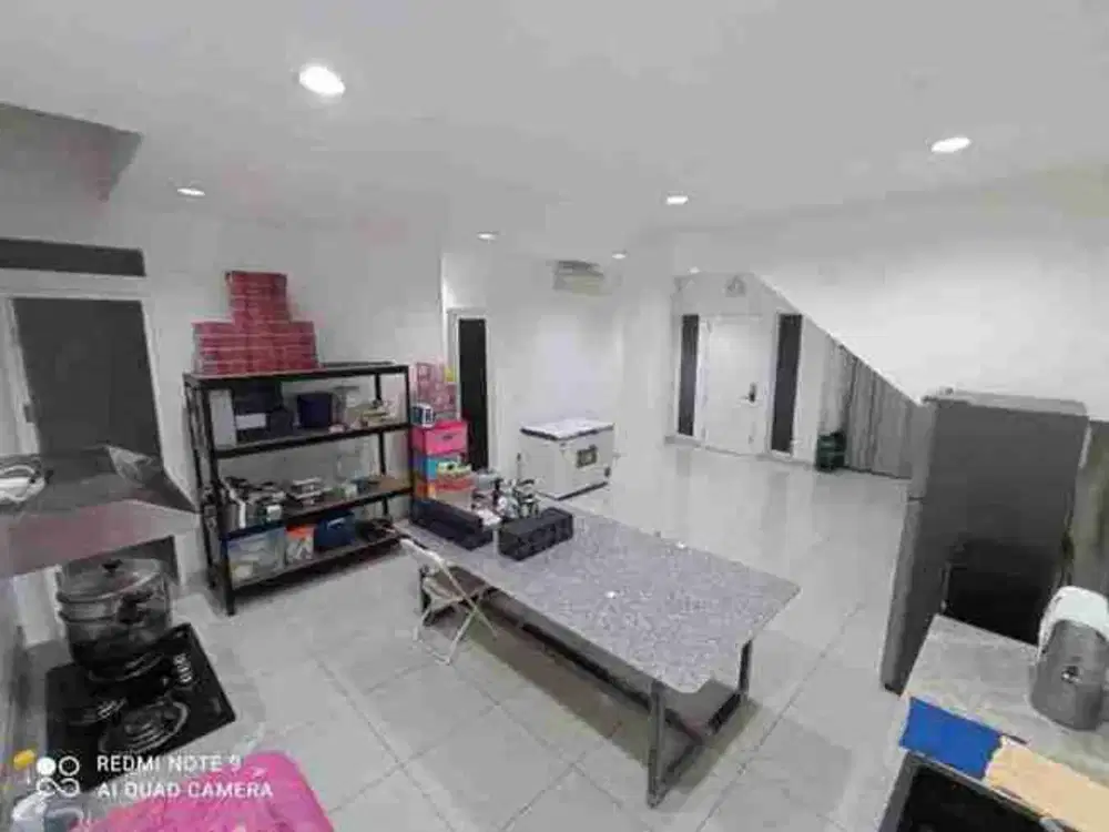 rumah minimalis di JGC jakarta garden city