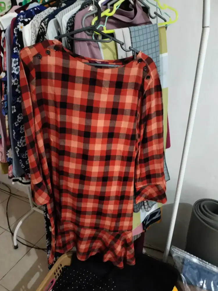 Baju preloved kwalitas bagus