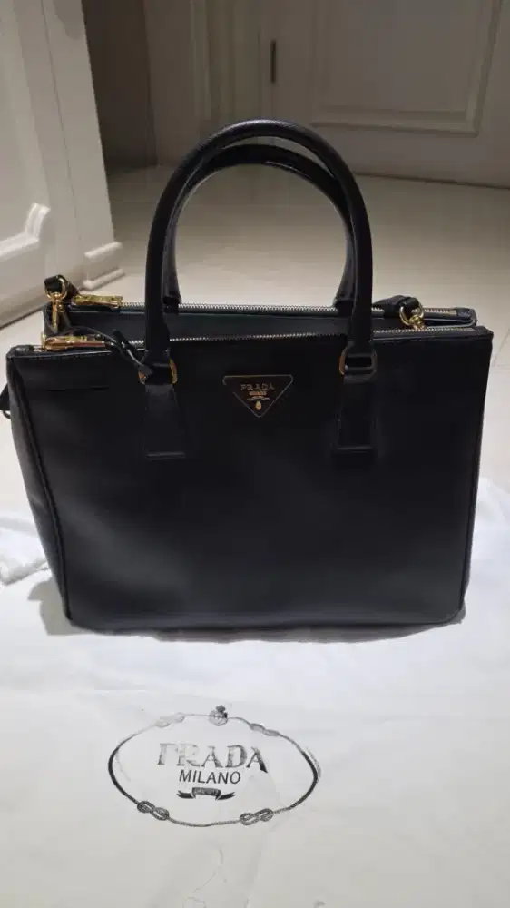 Tas Prada Saffiano Large Leather Bag