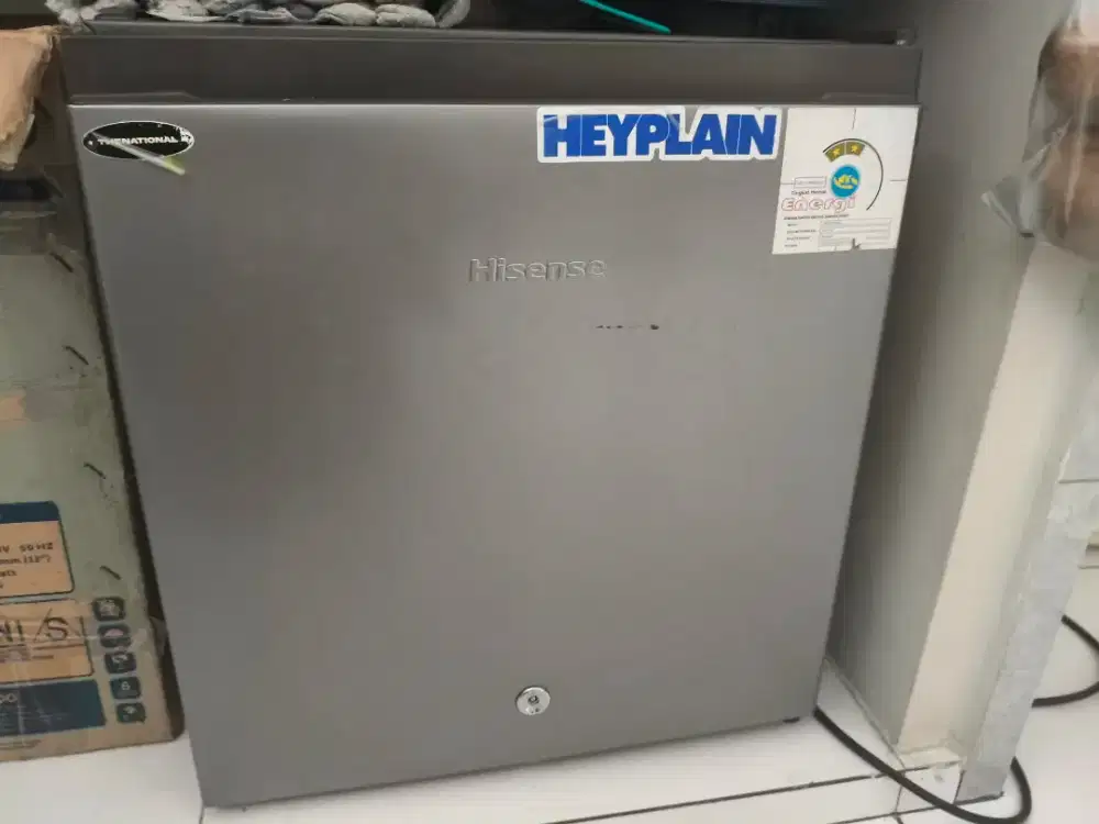 kulkas mini bar hisense