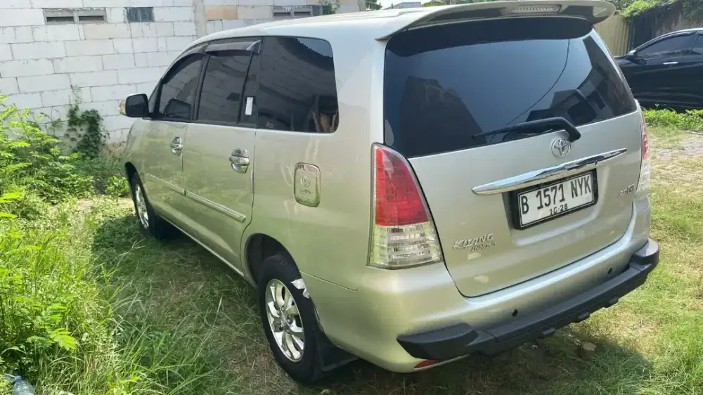 Innova G MT 2008 km low 98rb