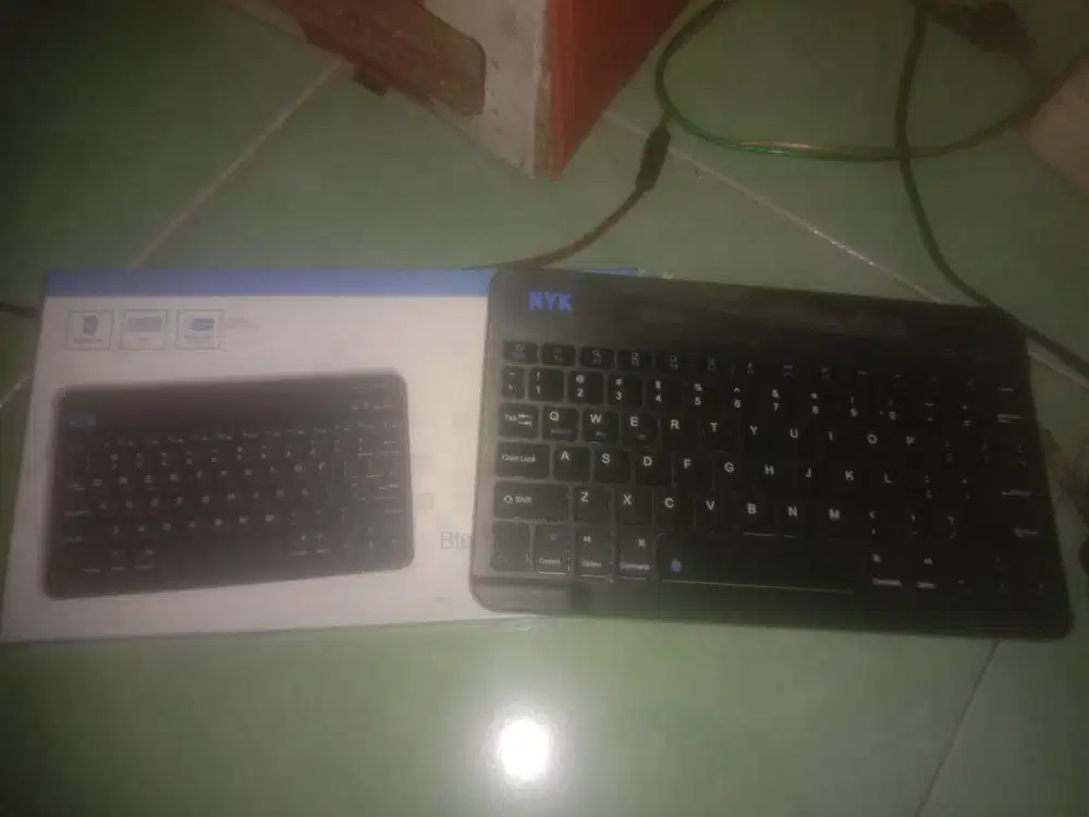 Keyboard Bluetooth mark NYK