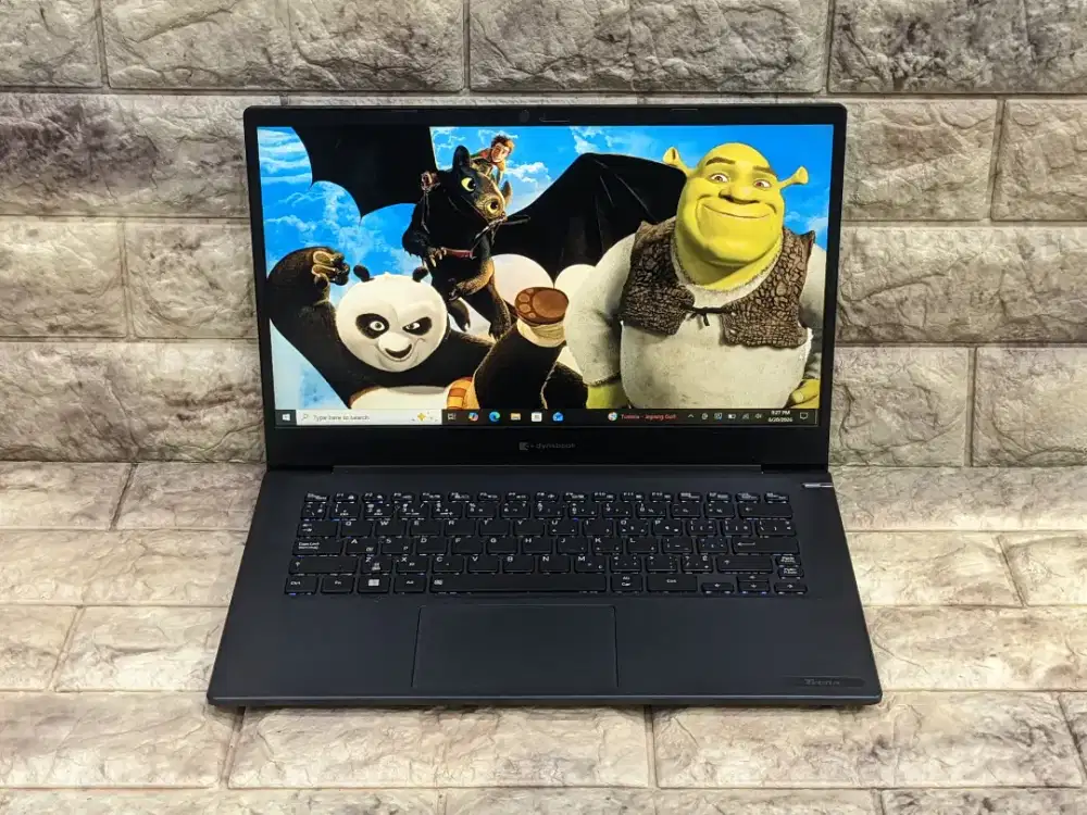 Laptop Toshiba Dynabook Tecra A40J Intel core i7-1185G7 RAM 16GB 512GB