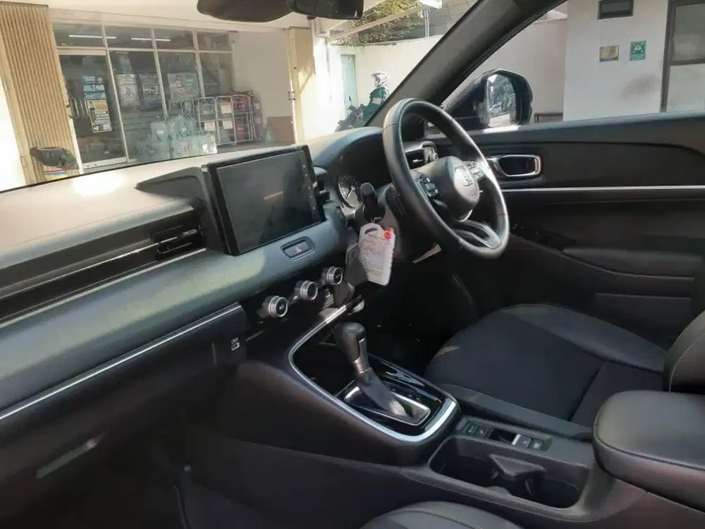 HRV SE AT 2023 Kilometer 46 Ribu Tangan Pertama