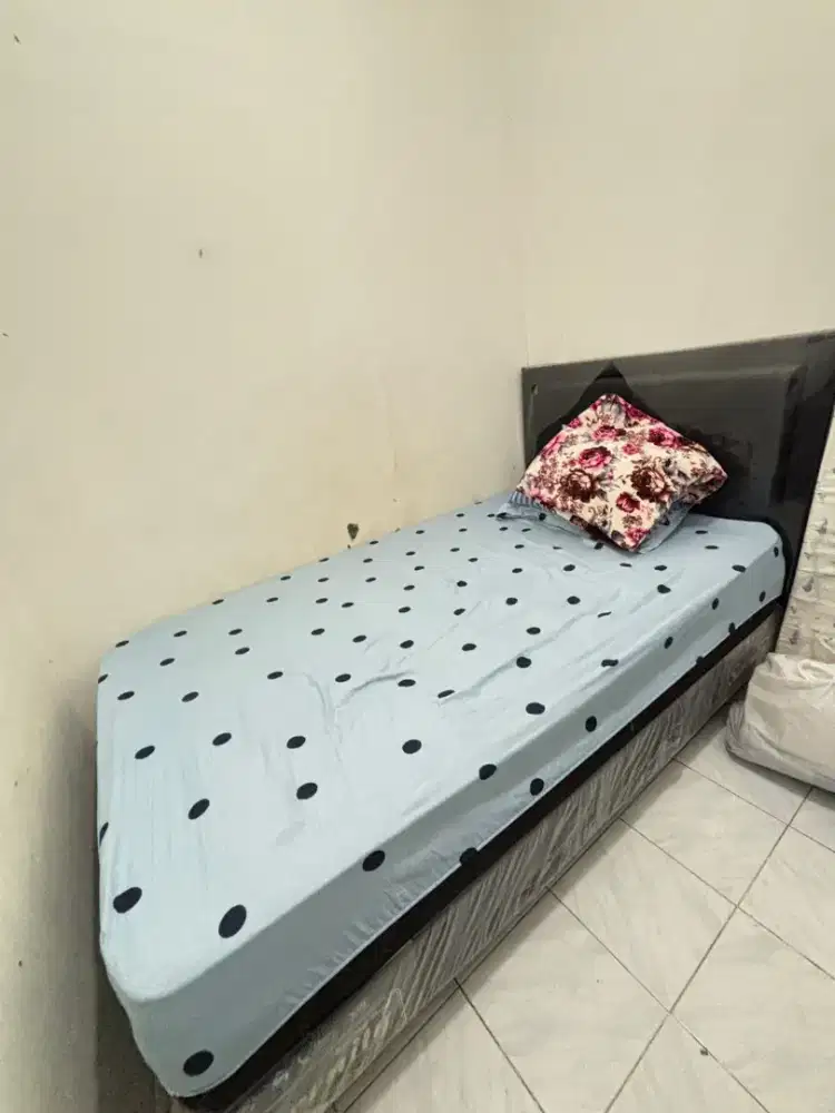 Jual Spring Bed Comforta Superfit Beat 120x200 + Divan + Headboard