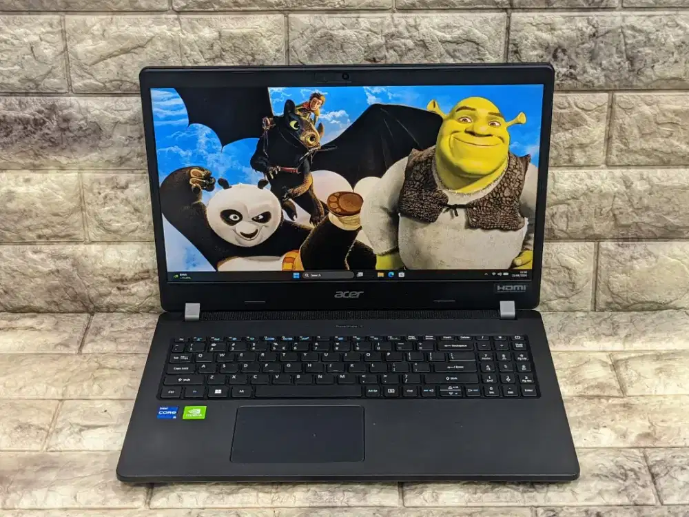 Laptop Acer Travelmate P215 Intel core i5-1135G7 RAM 8GB 512GB MX330
