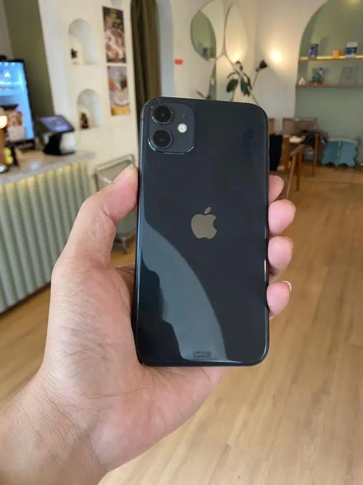 Dijual iPhone 11 128gb iBox resmi original