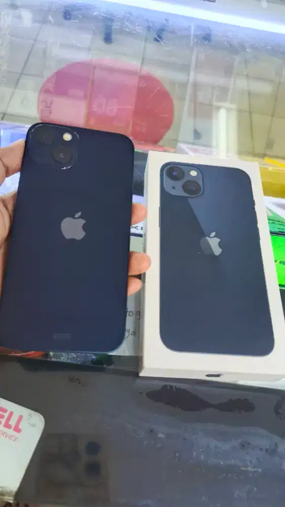 Iphone 13 128 ibox bh 99 masih bergaransi