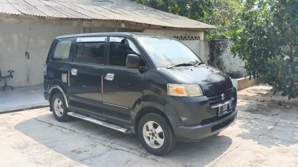 JUAL CEPAT SUZUKI APV DLX MT 2005 HITAM