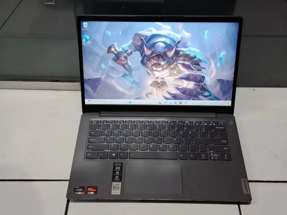 Laptop lenovo Ideapad slim 3  Amd Ryzen 3 5300 RAM 8GB SSD 512GB