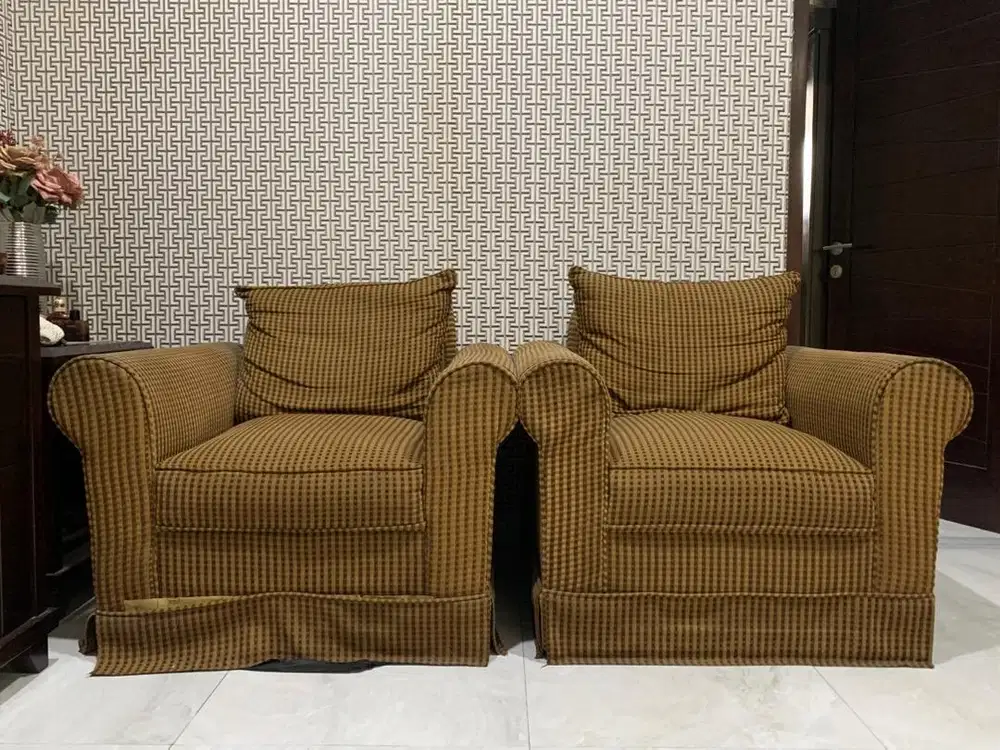 Single Sofa 2 buah