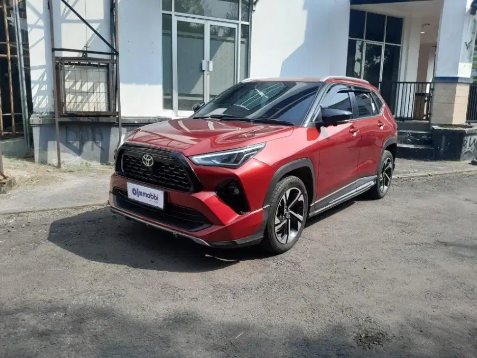 Like New - Toyota Yaris Cross 1.5 S GR TSS Bensin AT 2023 Oranye