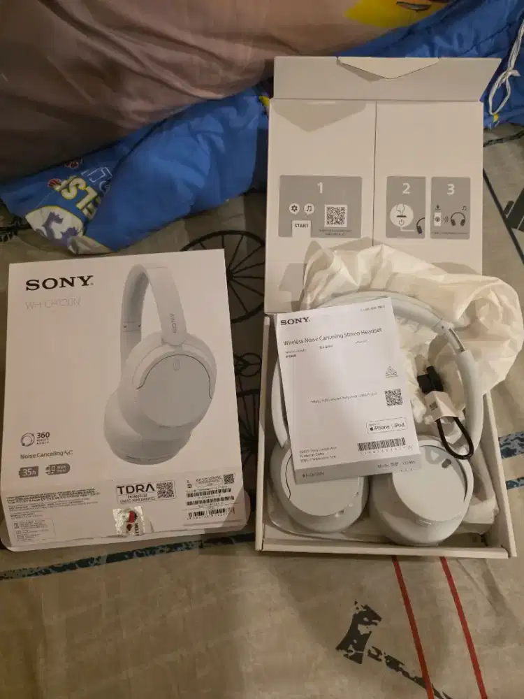 Headphones Sony WH-CH720N